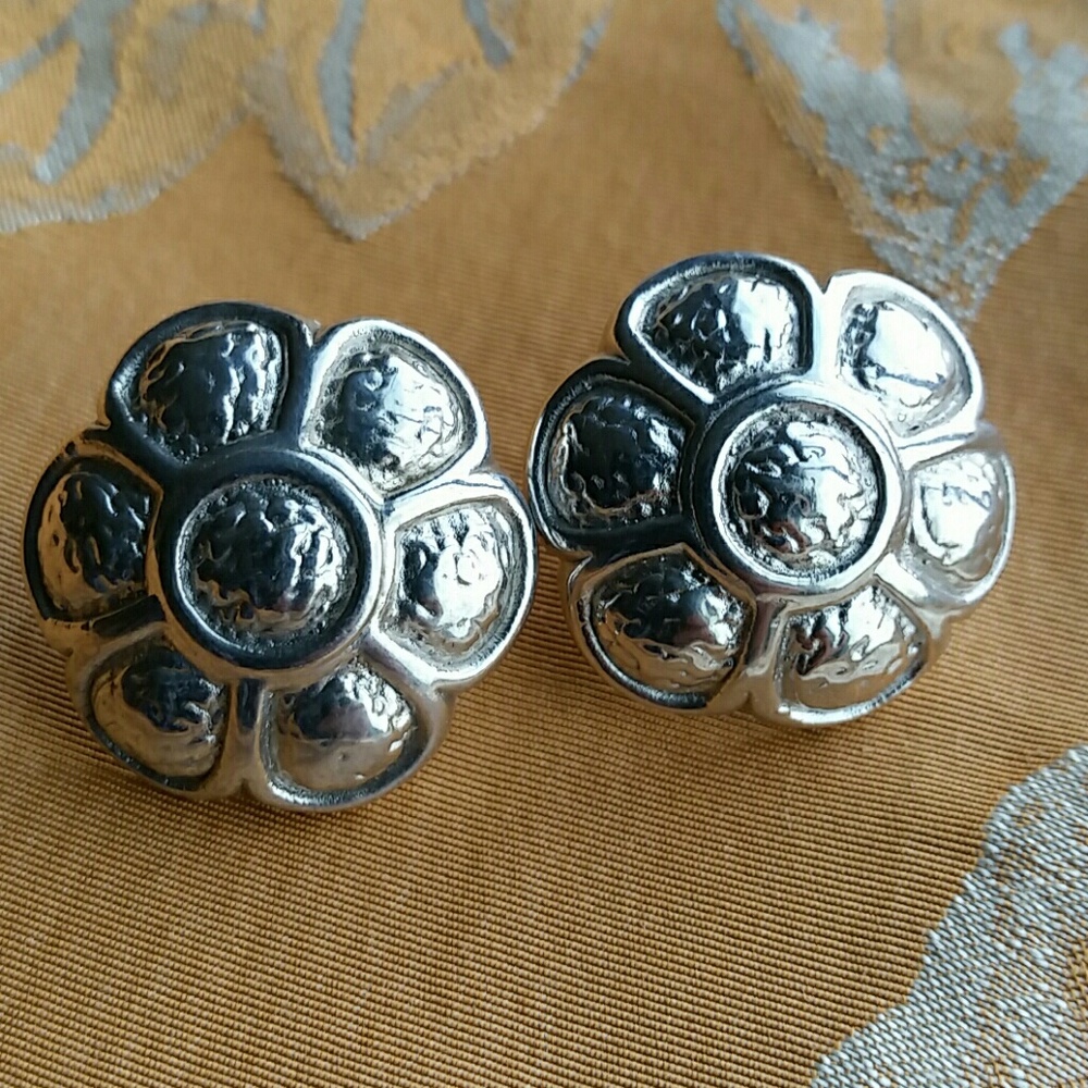 Sterling silver 925 floral earrings